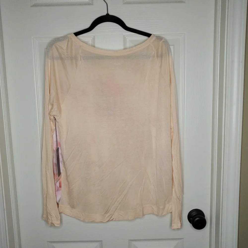 NEW Jennifer Lopez Light Weight Sweater Floral Design Peach Cream White … - Picture 4 of 5